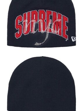 Supreme x New Era Rhinestone Beanie (SS26)